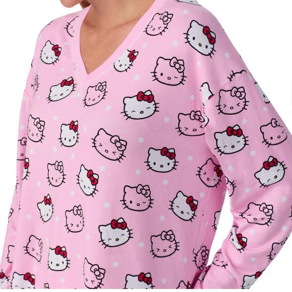 Hello Kitty Pink Pajama Set Various Sizes - Picture 7 of 11
